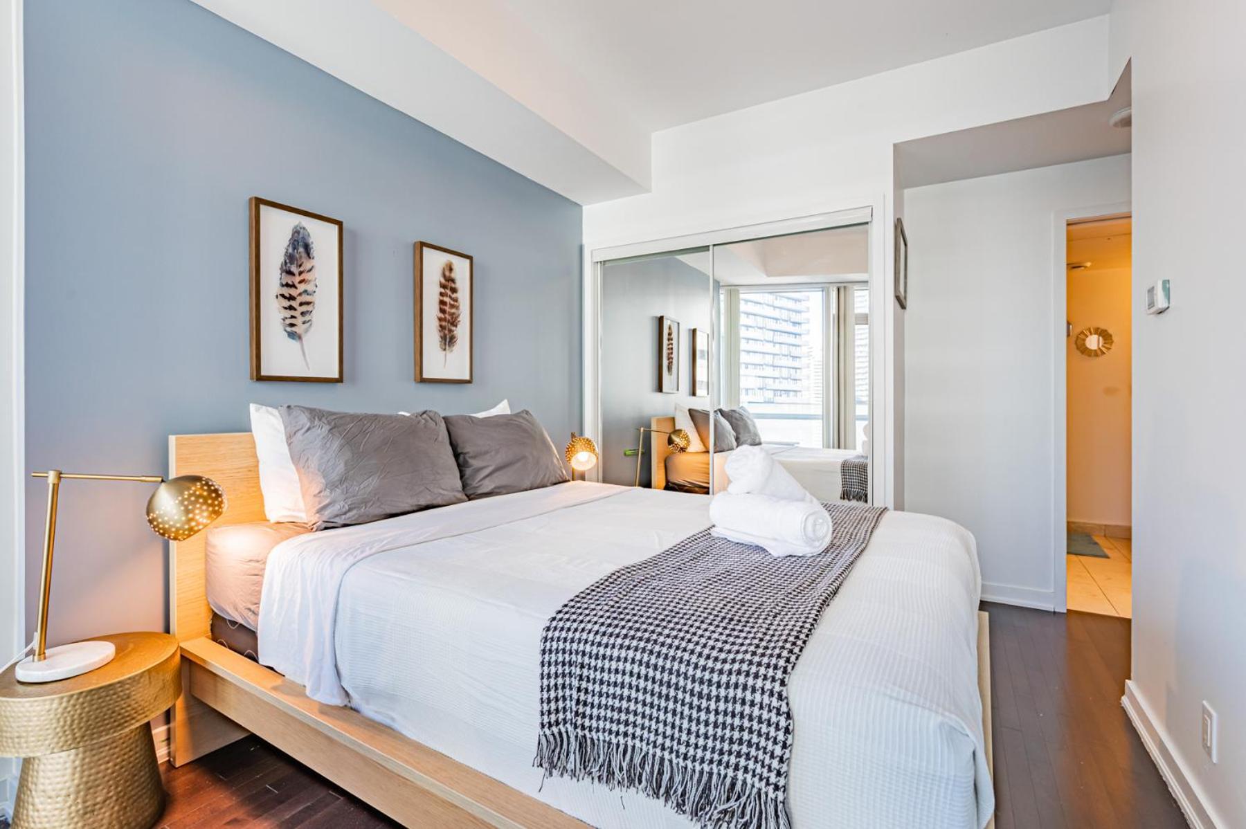 York Suites 5 Toronto Extérieur photo